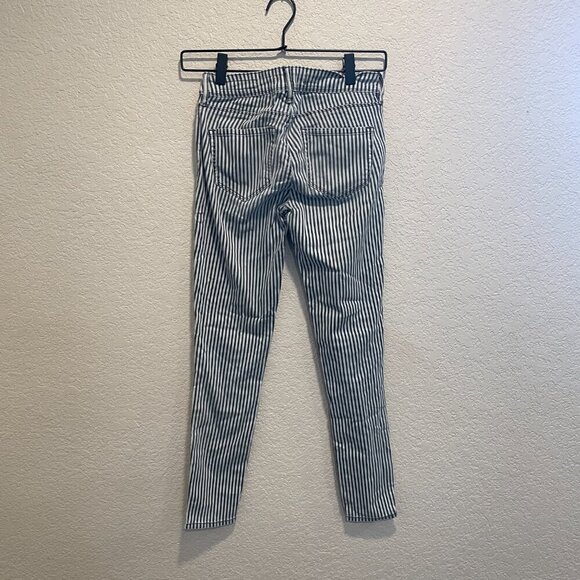 Bullhead Striped Low Rise Skinny Jeans Jrs Size 1 - Picture 4 of 5